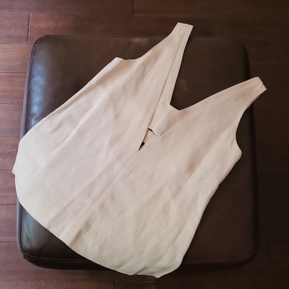 Reiss Emi Top with Cut Out Detail in Nude Pink - Picture 5 of 15